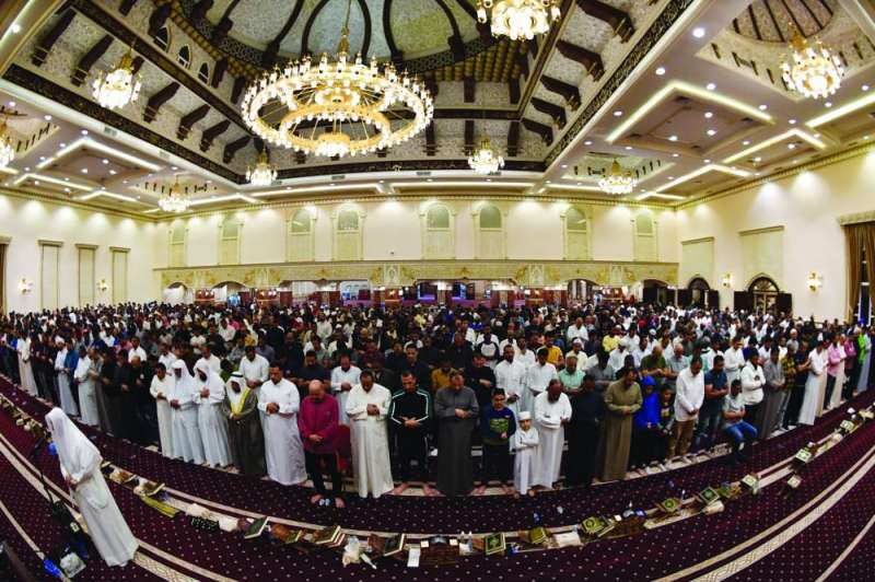 


توفير كافة الإمكانيات لعباد الرحمن لإحياء العشر الأواخر 