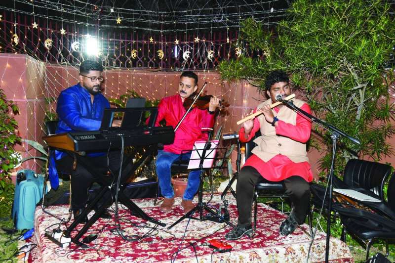 


الفرقة الموسيقية 