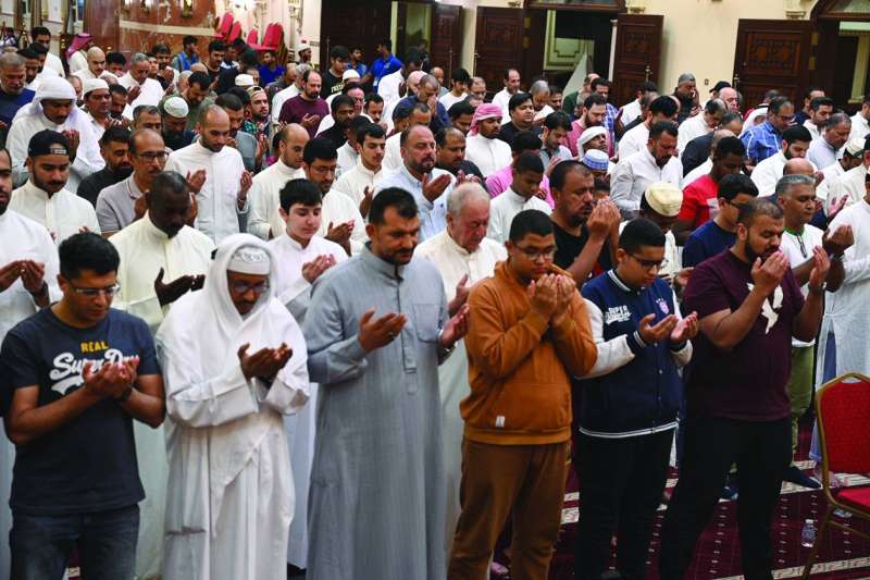 5 التضرع إلى الله