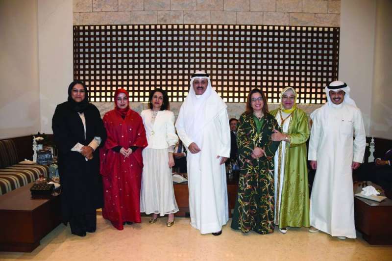 


السفير حيات وزوجته وعدد من ضيوف الغبقة 