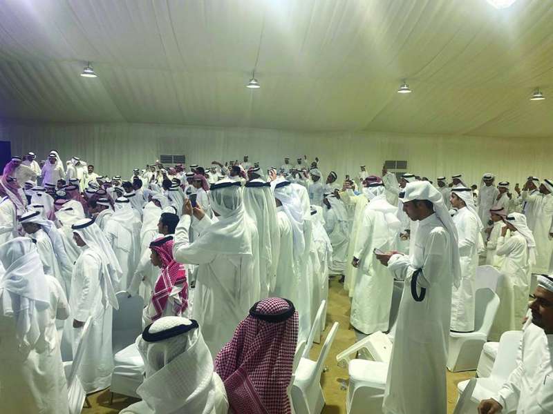  المحتفون بتجديد الثقة في سعد الخنفور 