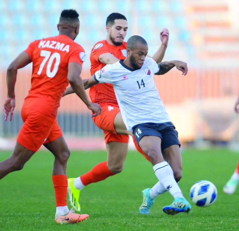 


من المباراة الأخيرة 
بين كاظمة وخيطان
 