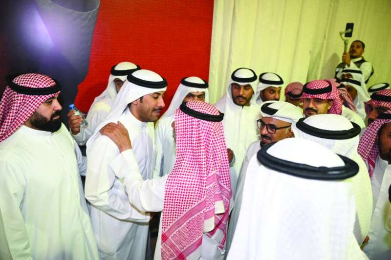 


الفكر يستقبل المهنئين	 (تصوير نايف العقلة) 