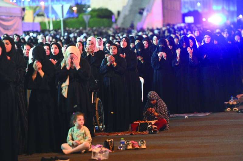 


حضور نسائي كثيف 