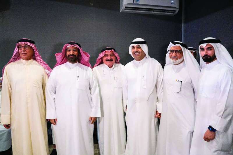 


البحراني وإبراهيم الحمود وعدد من المهنئين 