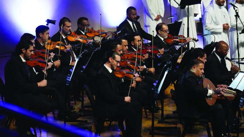 عازفو الكمان تألقوا في الحفل