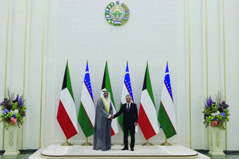 


رئيس أوزبكستان مستقبلاً الوزير اليحيا 