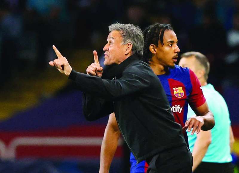 


لويس إنريكي خلال المباراة أمام برشلونة	 (رويترز) 