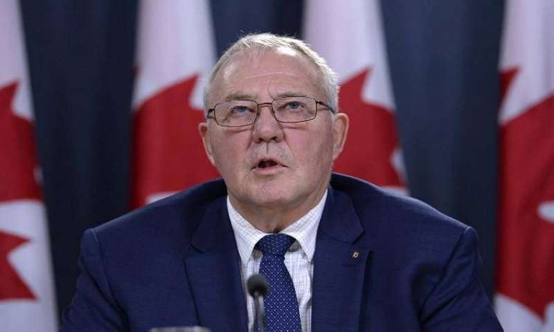 وزير الدفاع الكندي بيل بلير  