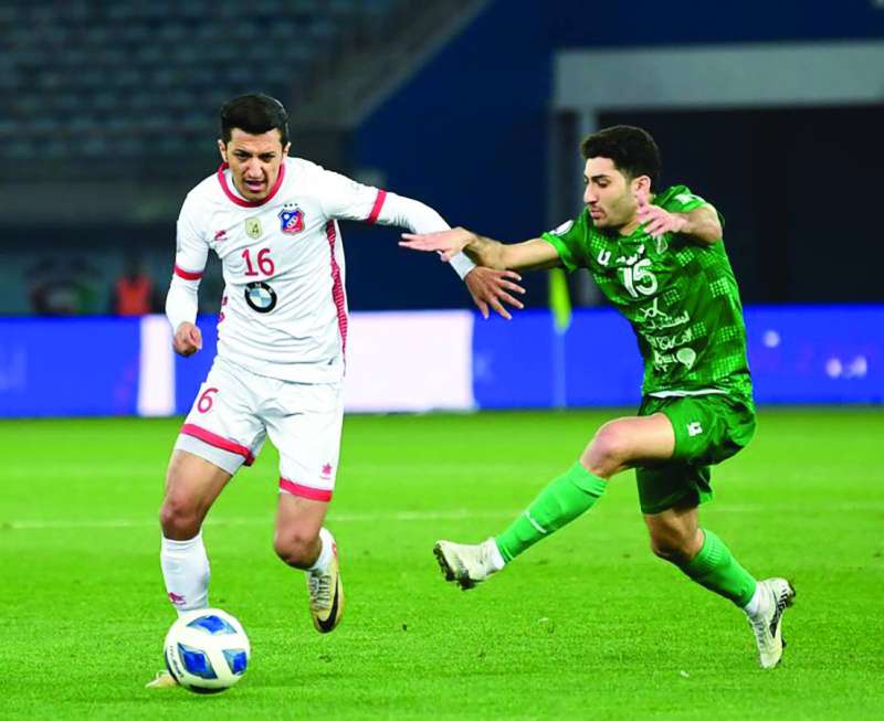 


صراع منتظر بين حمد القلاف «العربي» ومحمد دحام «الكويت» اليوم 