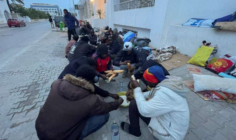 اعتصام مهاجرين بمحيط المفوضية السامية لحقوق اللاجئين في تونس (أرشيفية) 