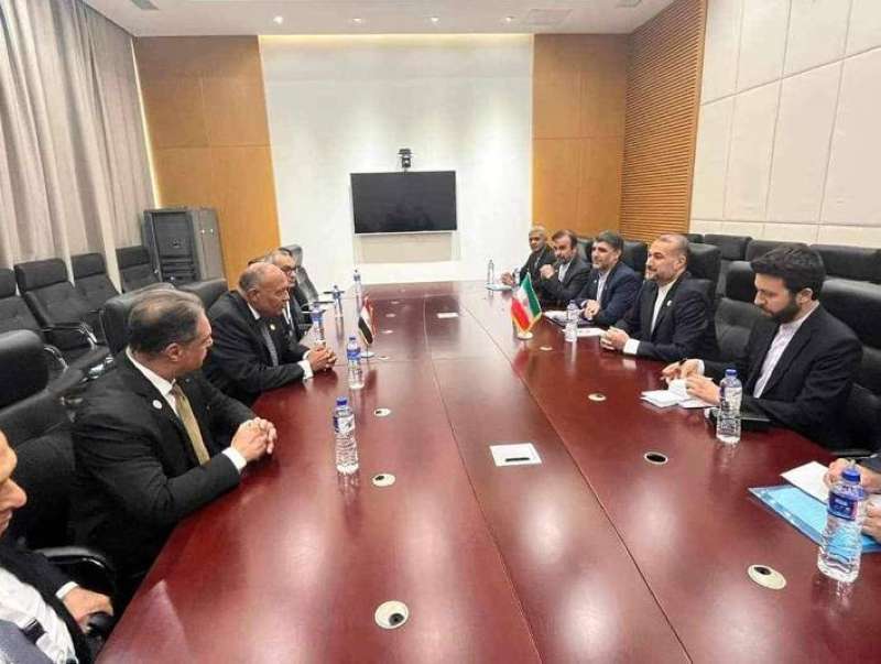 عبداللهيان وشكري خلال لقائهما في جامبيا أمس