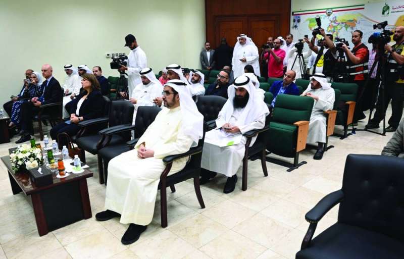 حضور رسمي وإعلامي