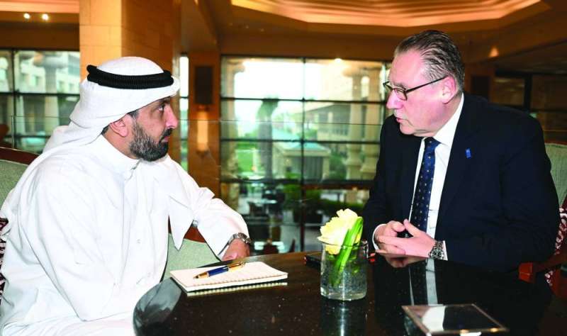 الدردري يتحدّث للزميل غانم السليماني 	(تصوير نايف العقلة) 