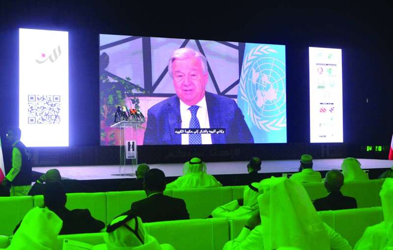 


أمين عام الأمم المتحدة موجهاً كلمته المسجلة إلى المؤتمر 	(تصوير سعود سالم) 