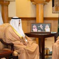 القنصل العام للكويت في جدة محمد المطيري يلتقي نائب أمير منطقة مكة المكرمة الأمير سعود بن مشعل
