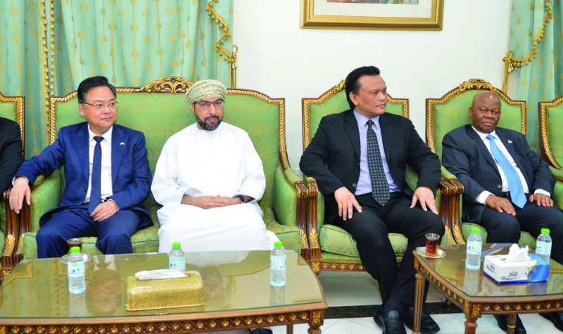 


سفراء الصين وعمان وبوتسوانا وماليزيا 