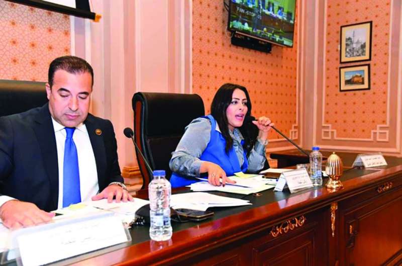 


مناقشات حول شركات النقل الذكي 