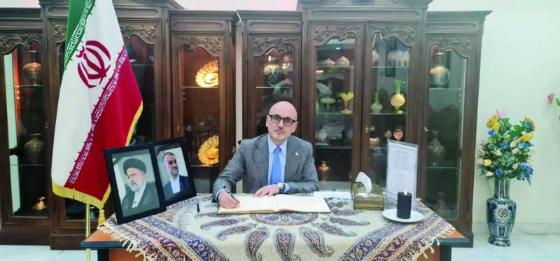 سفير إيطاليا