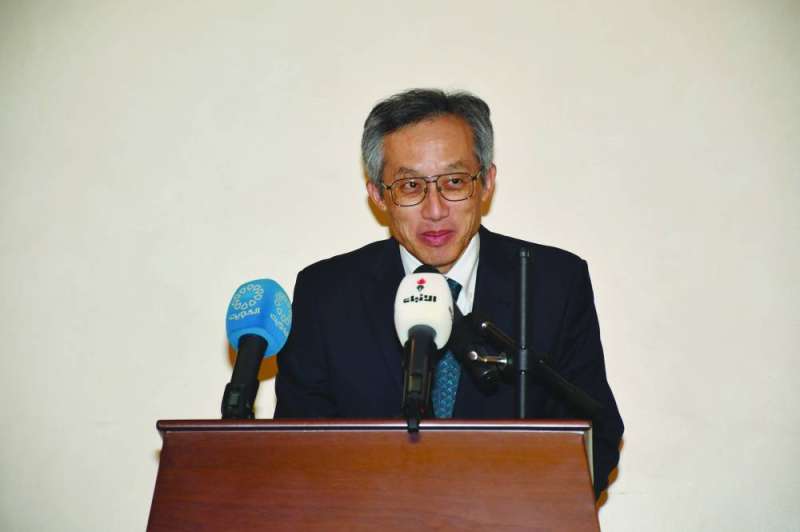 


السفير الياباني متحدثاً في حفل التكريم 