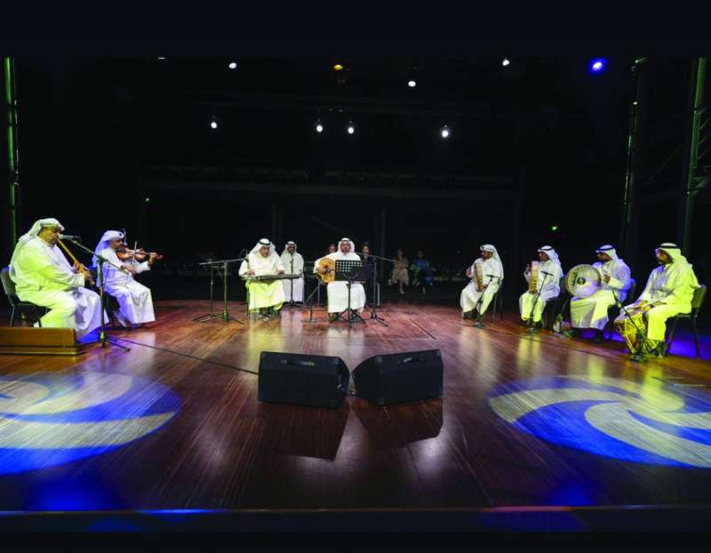 


الرغيب والفرقة الموسيقية في أمسية «ليلة من التراث الكويتي» 