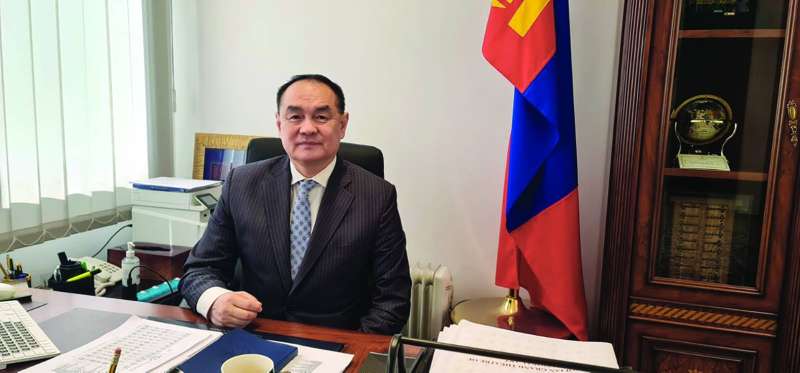 سفير منغوليا سيرجيلين بوريف 