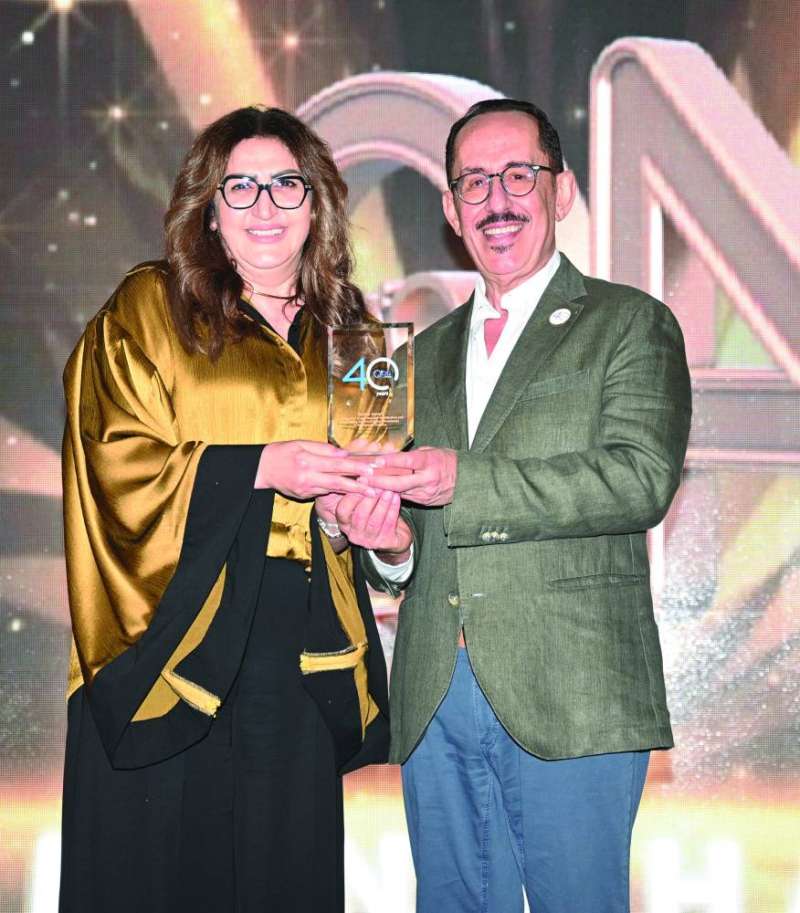 


حايك يكرم إيمان خليل 