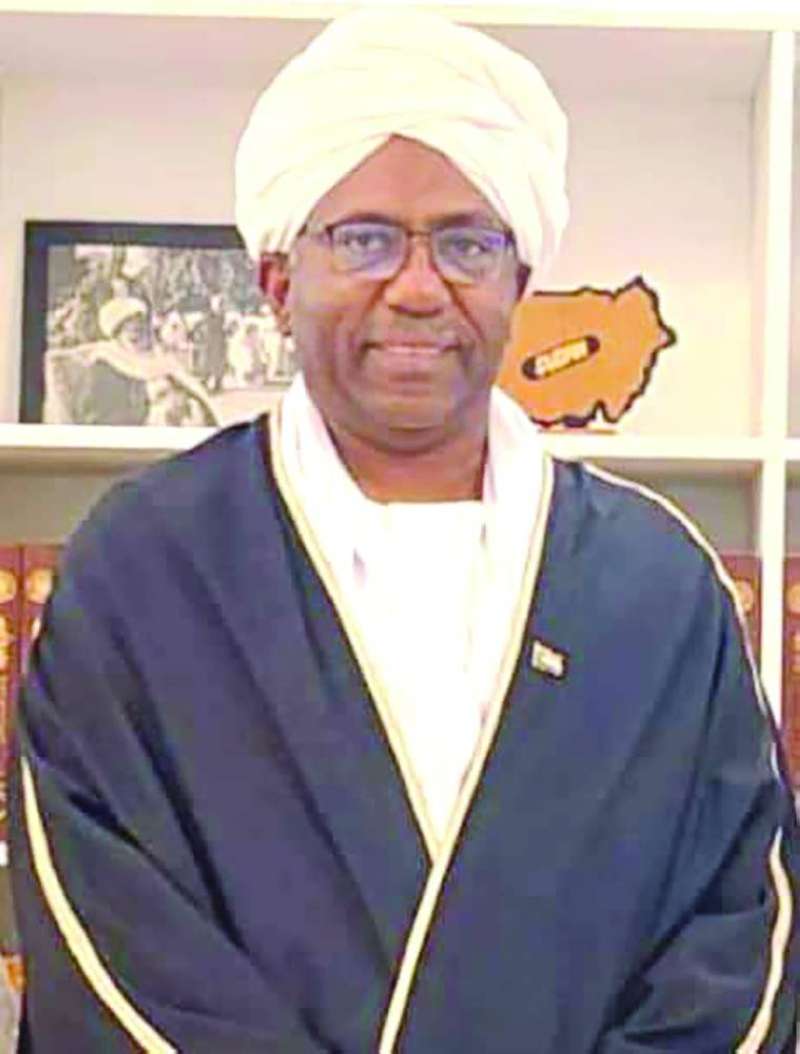 


عوض الكريم الريح بلة 