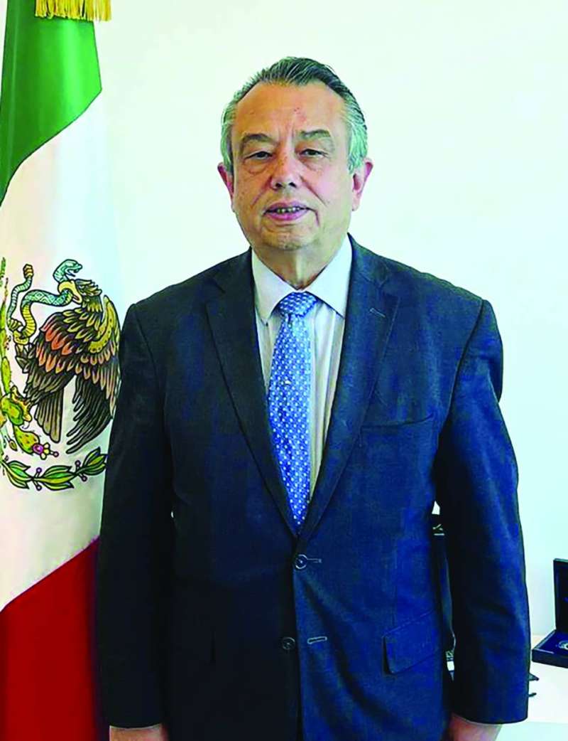 


 أدواردو باتريسيو بينيا هالر 