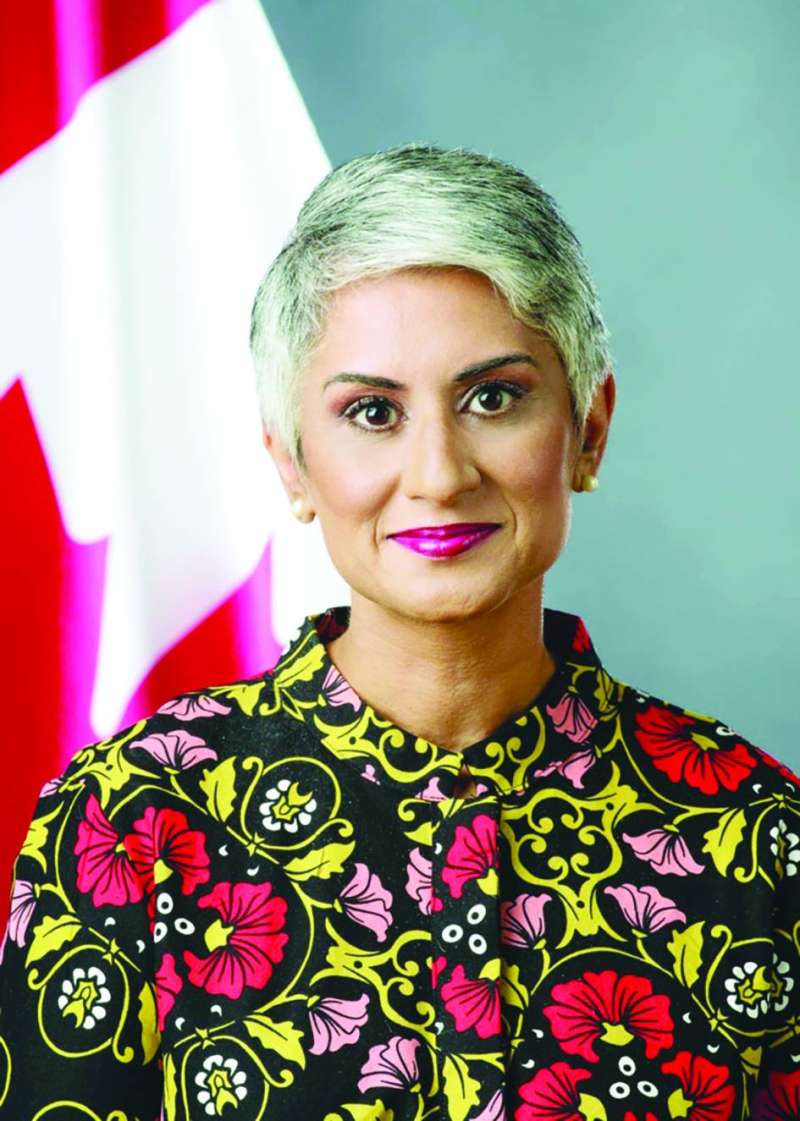 


عاليا مواني 