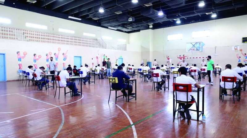 


اختبارات الثانوية العامة تقترب من نهايتها 