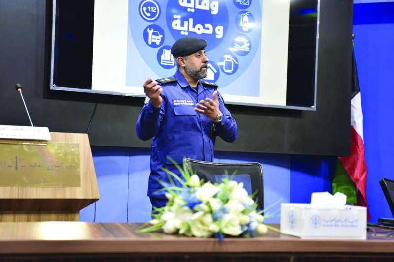 جانب من إحدى الندوات