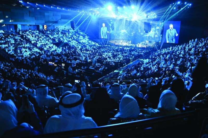 


الجمهور ملأ القاعة	 (تصوير نايف العقلة) 