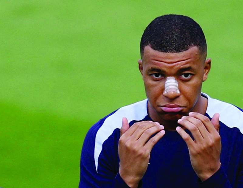 كيليان مبابي خلال التدريب (رويترز)