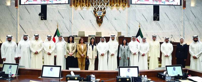 


المشعان متوسطة أعضاء المجلس البلدي	(تصوير نايف العقلة) 