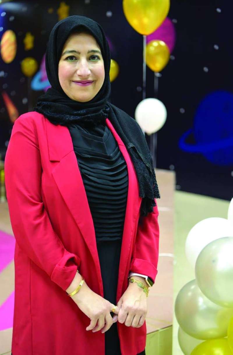 


عائشة المحمود 