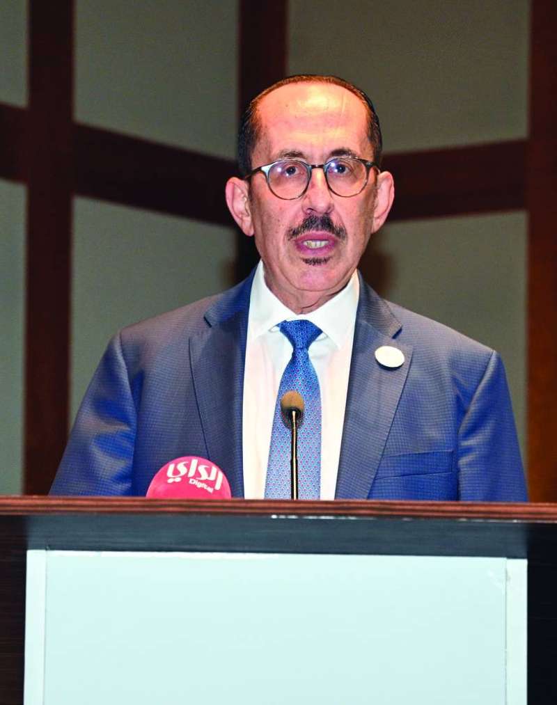 روبير حايك متحدثاً 