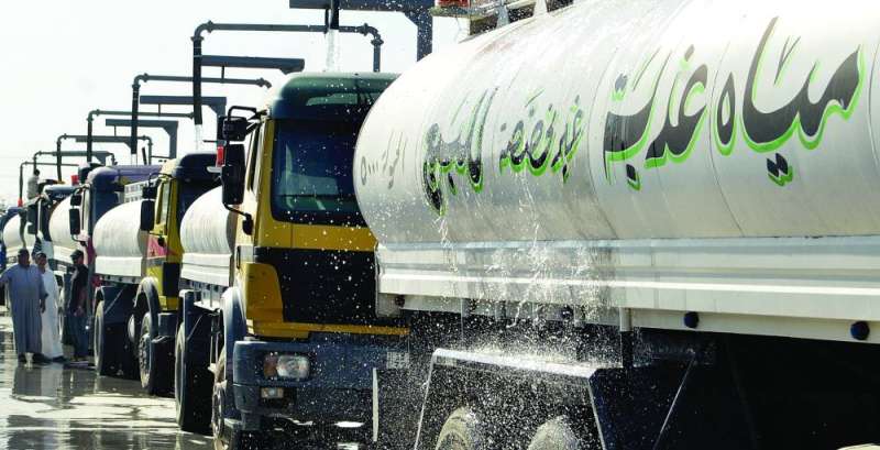 


التناكر في المحطة بعد افتتاحها 