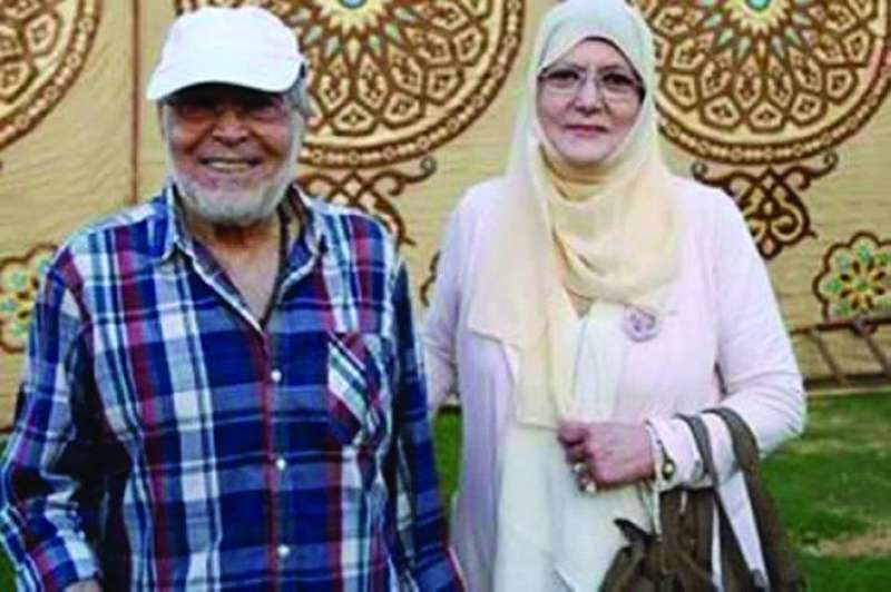 


حسن يوسف وشمس البارودي 