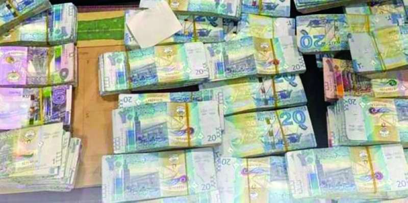 


بعض الأموال المضبوطة 