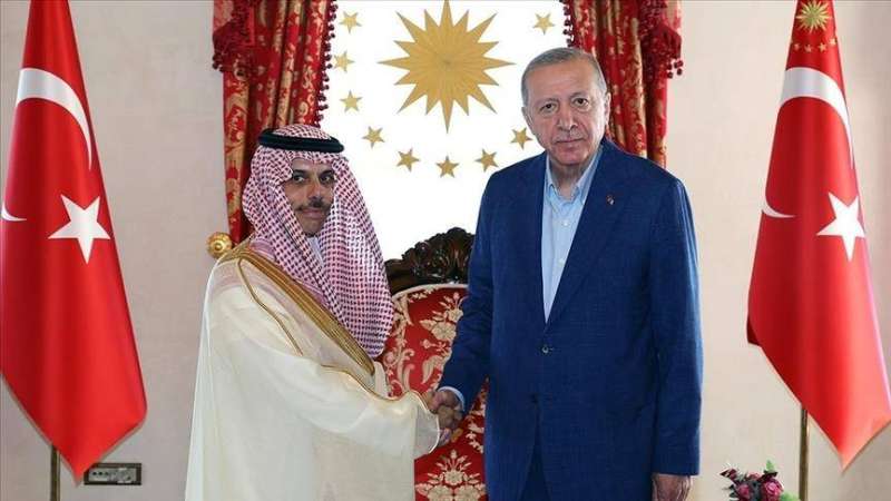 أردوغان مستقبلاً فيصل بن فرحان أمس