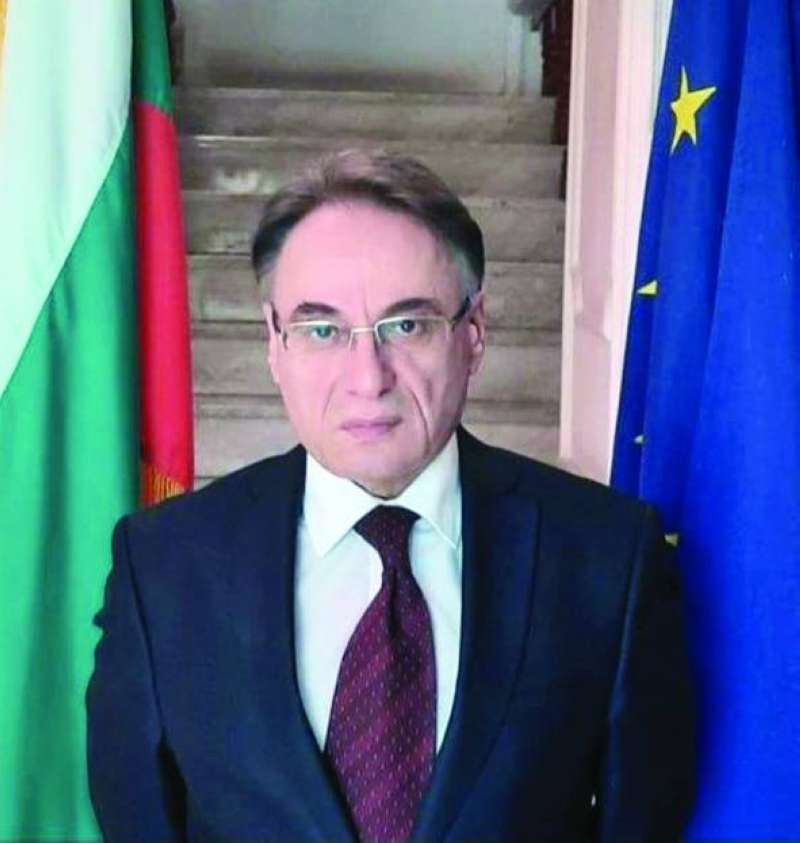 


سفير بلغاريا ديميتار ديميتروف 