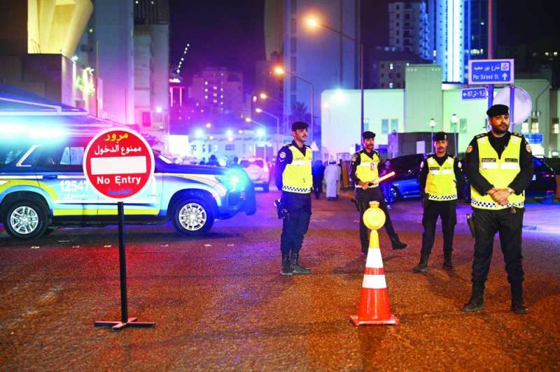 


إجراءات أمنية حرصاً على سلامة روّاد الحسينيات 