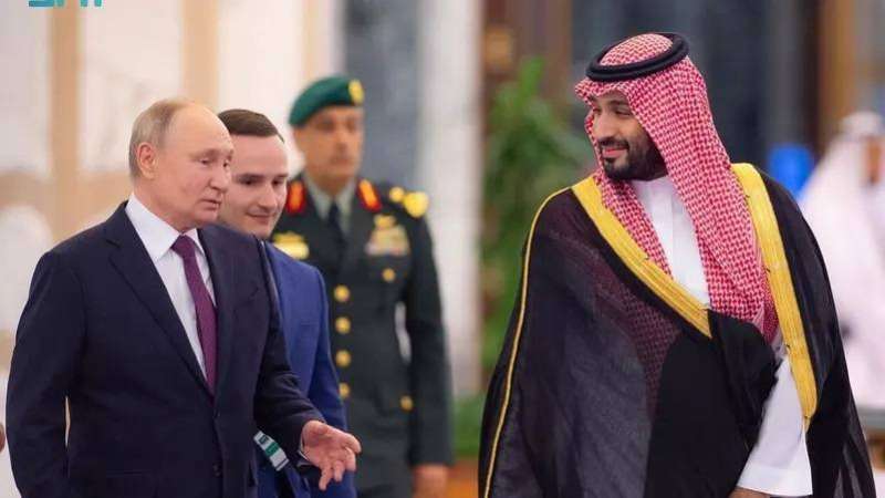 محمد بن سلمان وبوتين (أرشيفية)