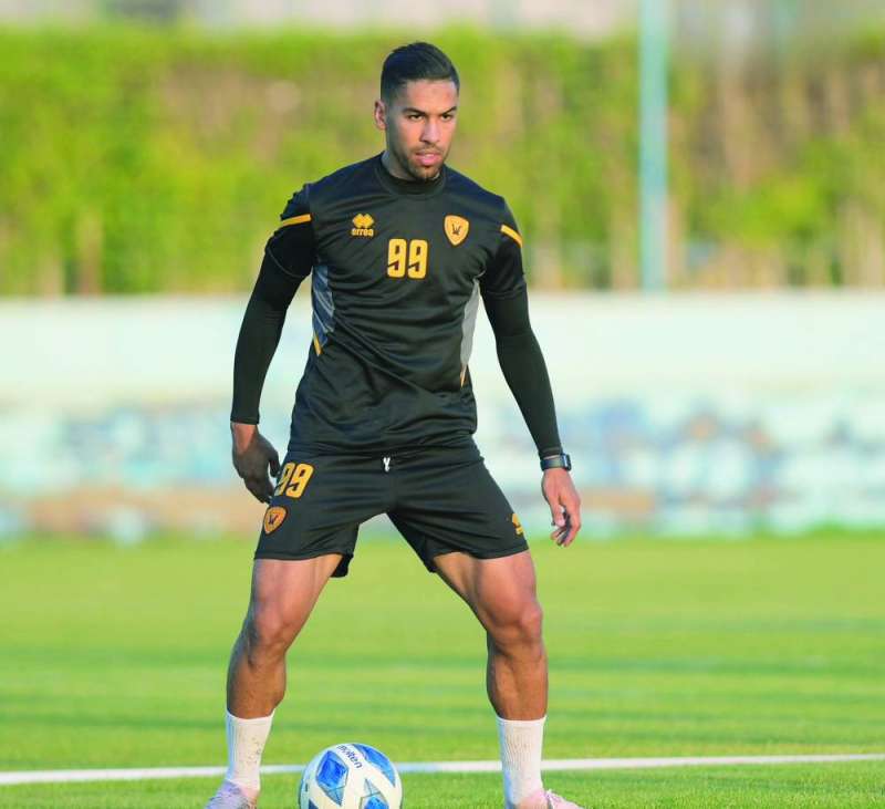 


إسماعيل خافي في معسكر «الأصفر»  بالقاهرة    	    	 (موقع نادي القادسية) 