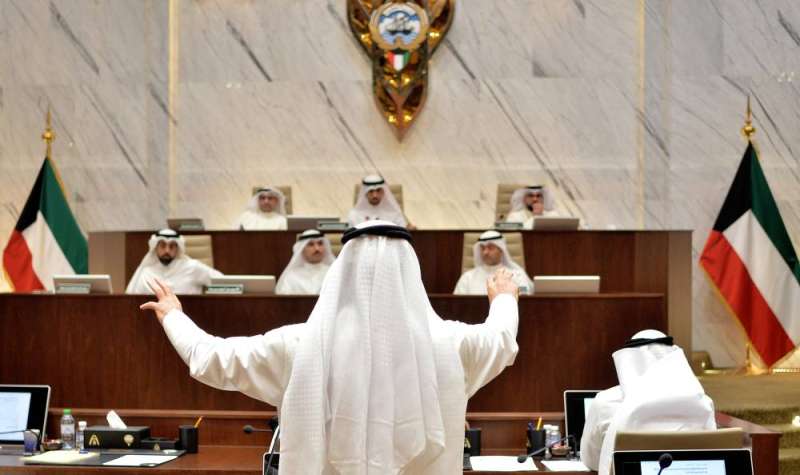 جانب من جلسة المجلس البلدي (تصوير سعود سالم)