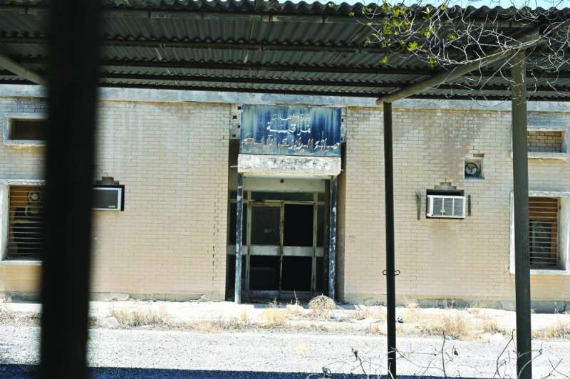 مبنى مهجور تابع للمواصلات