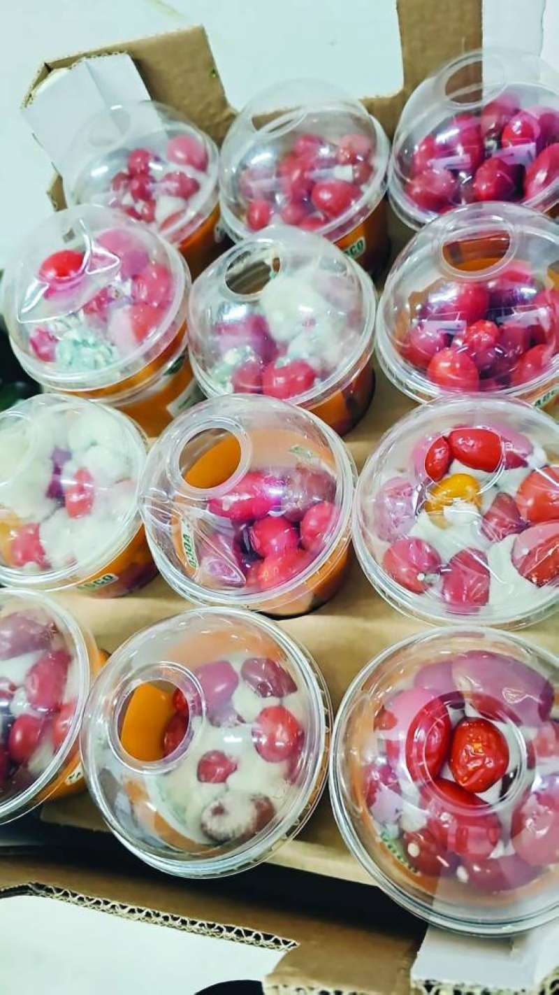 


مواد غذائية تالفة 