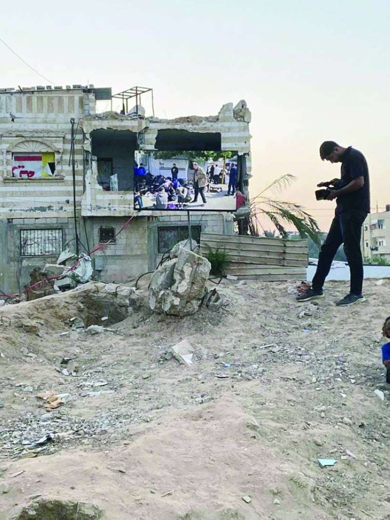 


شاشة العرض السينمائي 