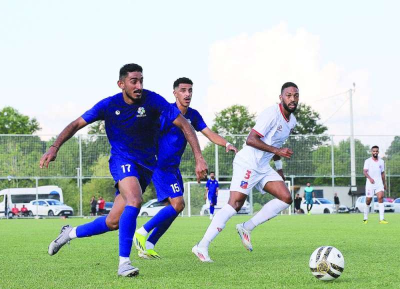 


من مباراة «الكويت» وفريق نيوم السعودي 